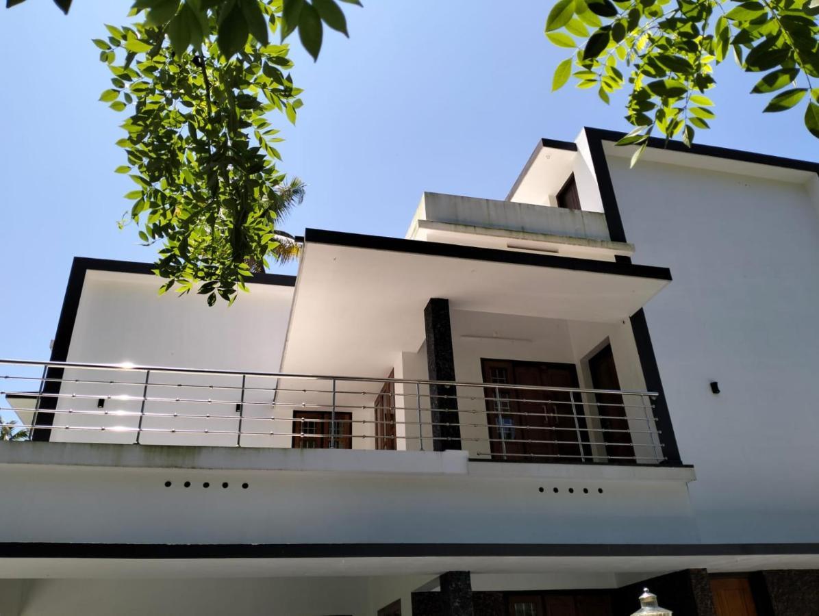 Bachan'S Casa Черай Бийч Екстериор снимка